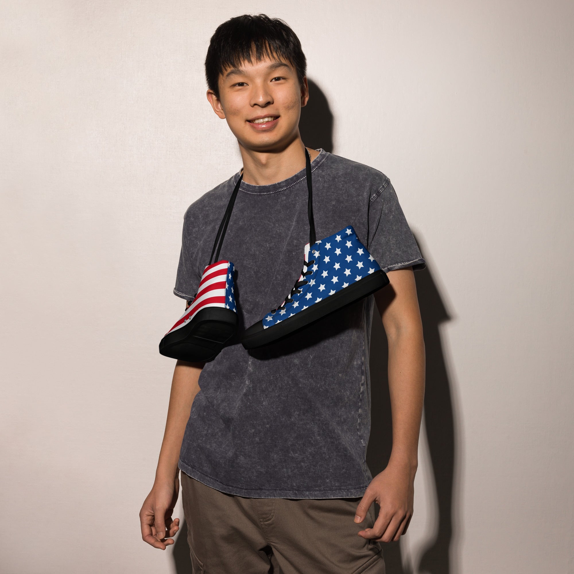 Men’s high top canvas shoes - Divine Janisal Design