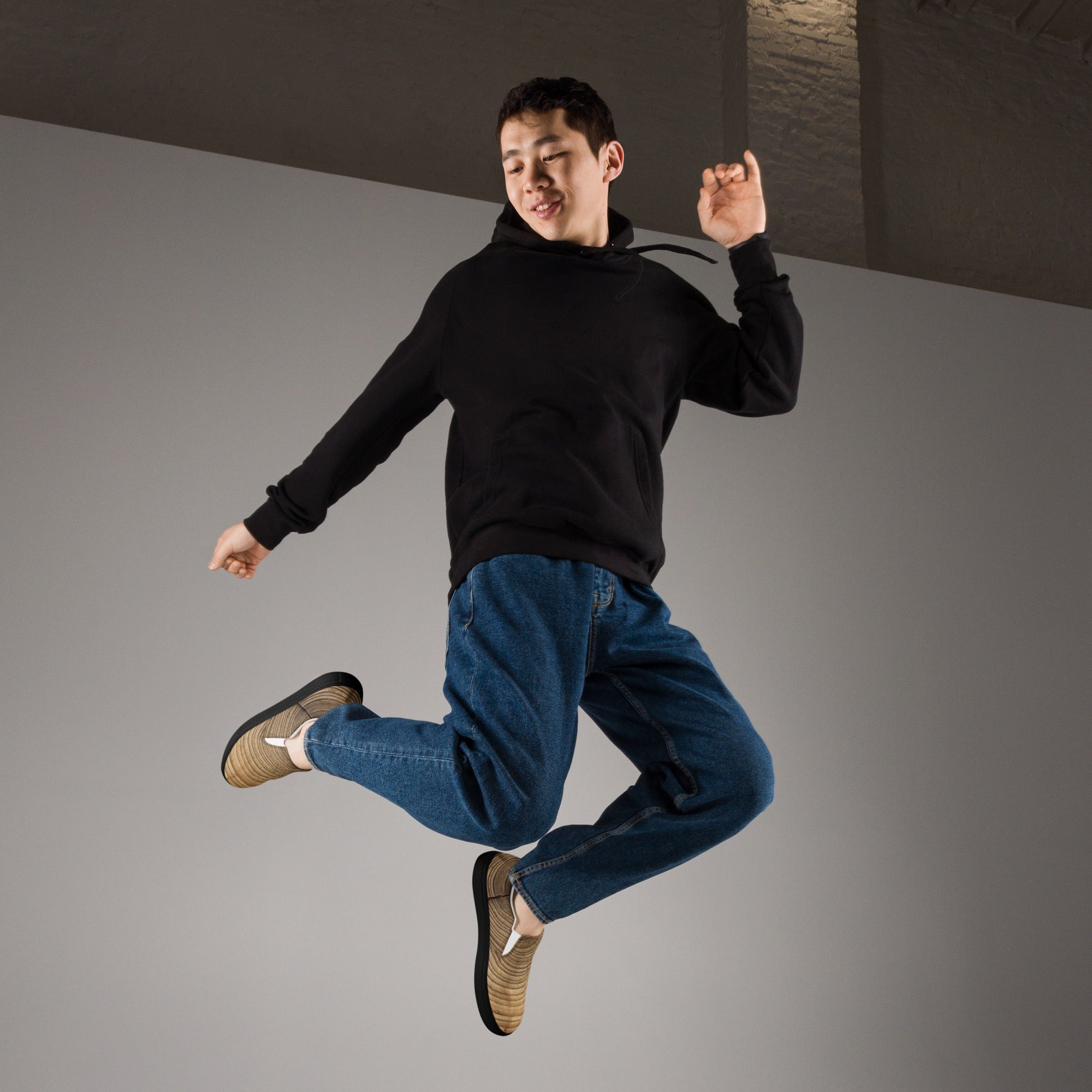 Men’s slip - on canvas shoes - Divine Janisal Design