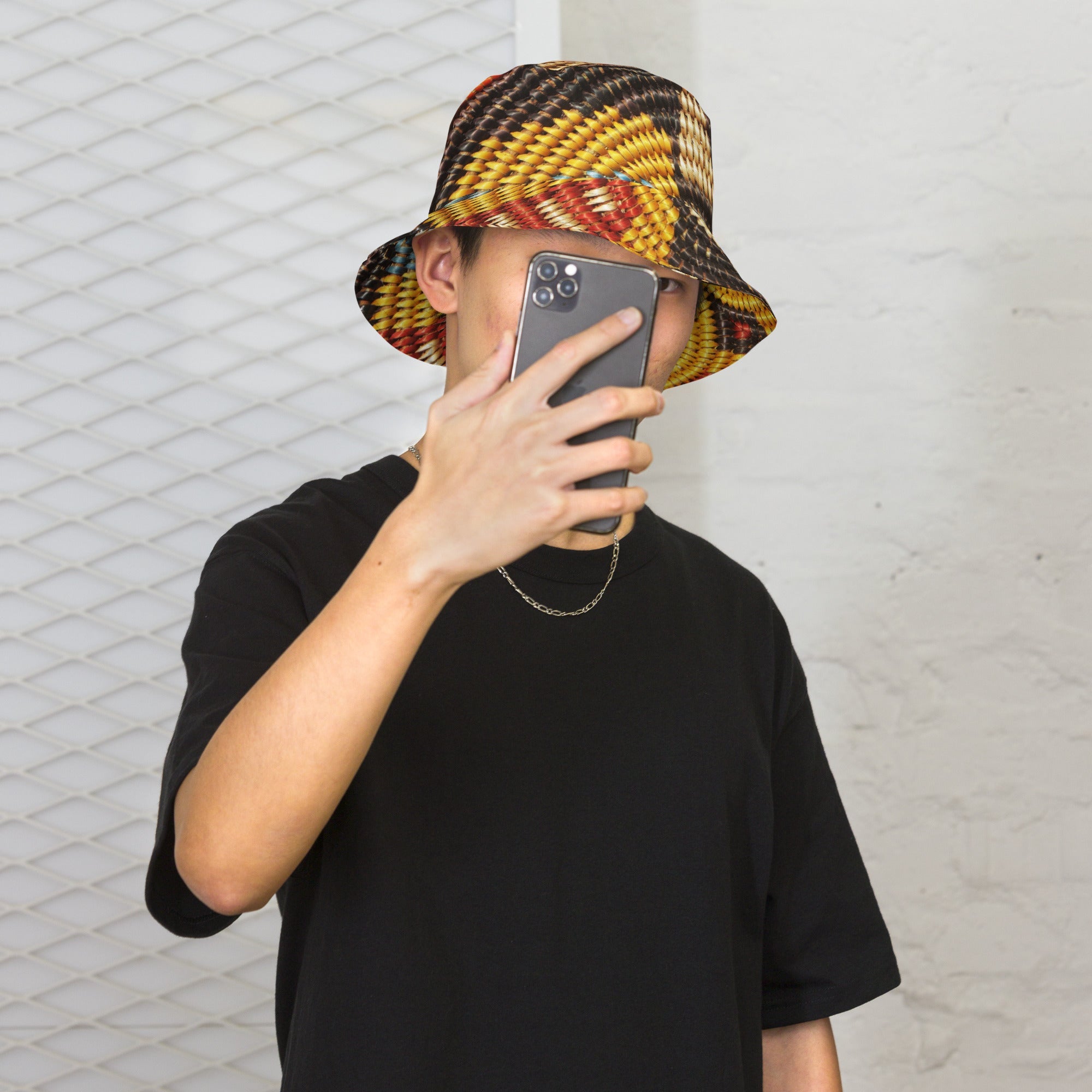 Reversible bucket hat - Divine Janisal Design
