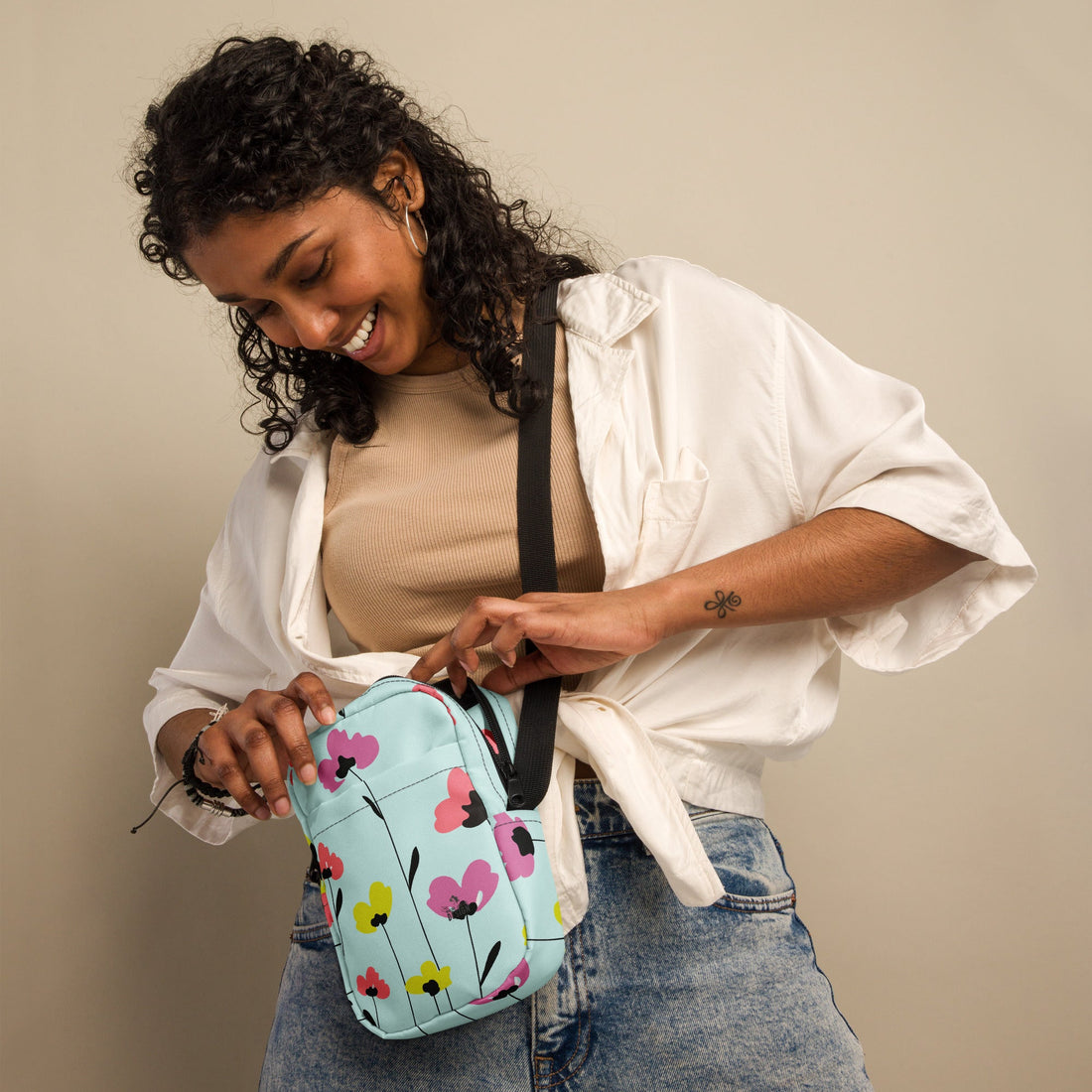 Utility crossbody bag - Divine Janisal Design