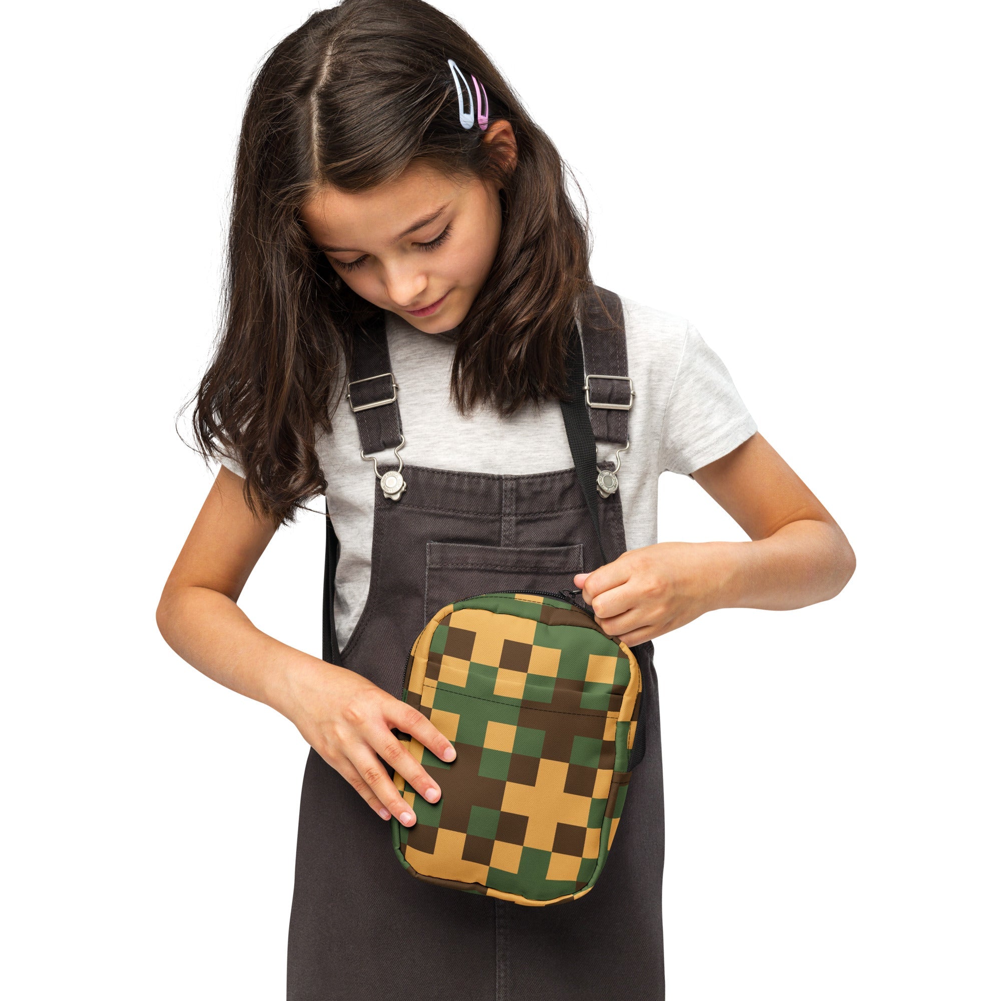 Utility crossbody bag - Divine Janisal Design