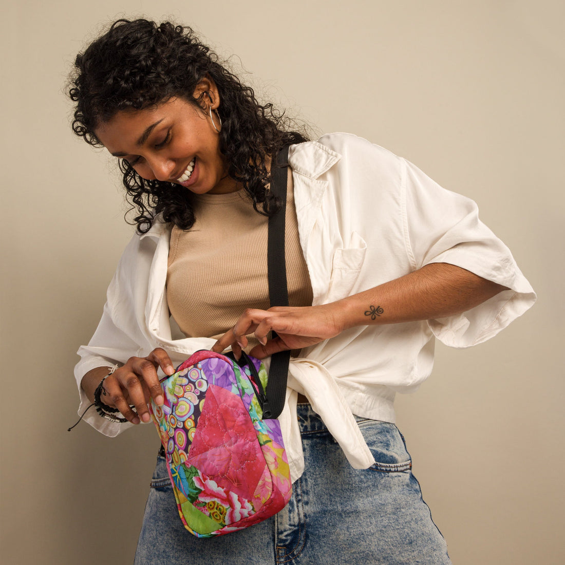 Utility crossbody bag - Divine Janisal Design
