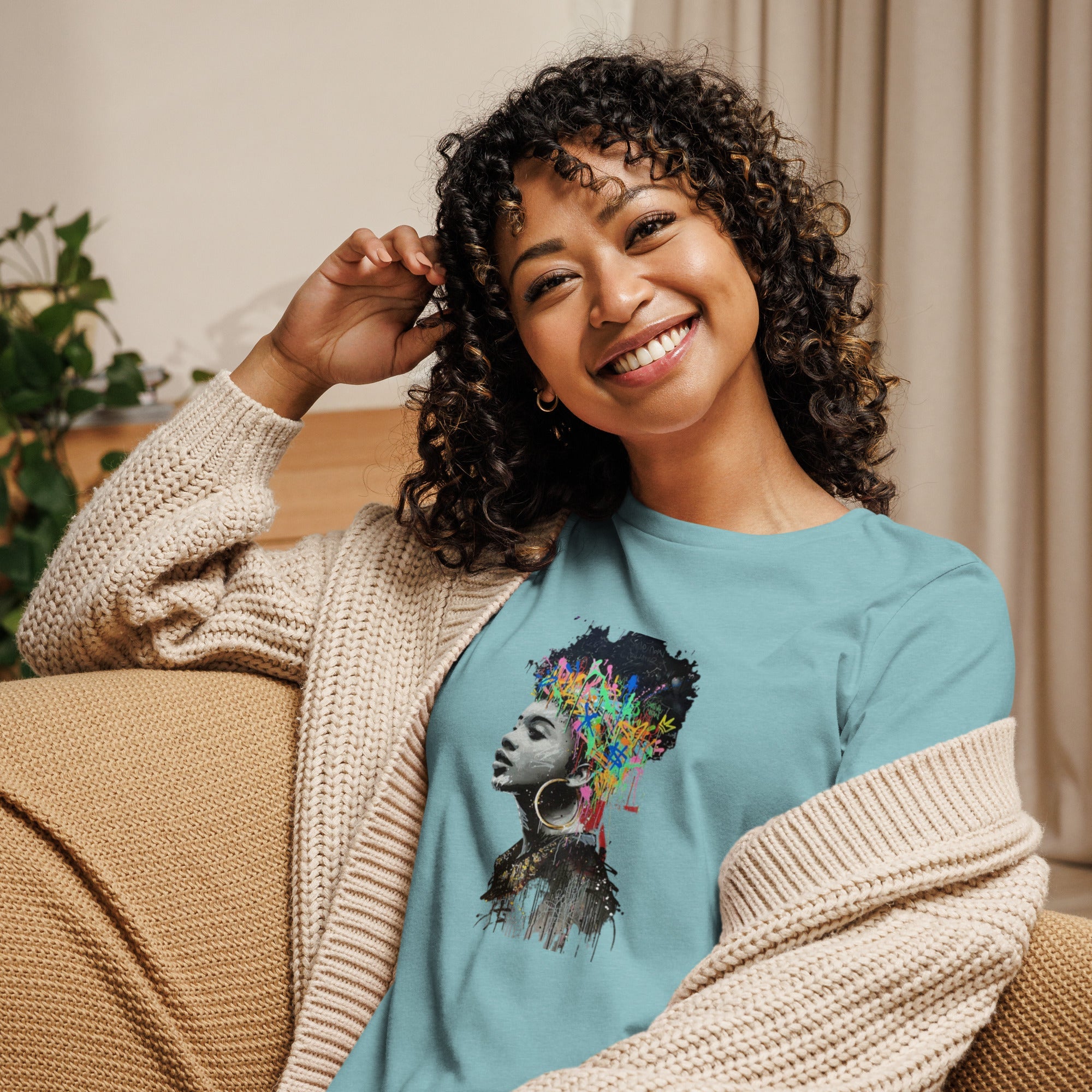 Women's Relaxed T-Shirt - Divine Janisal Design