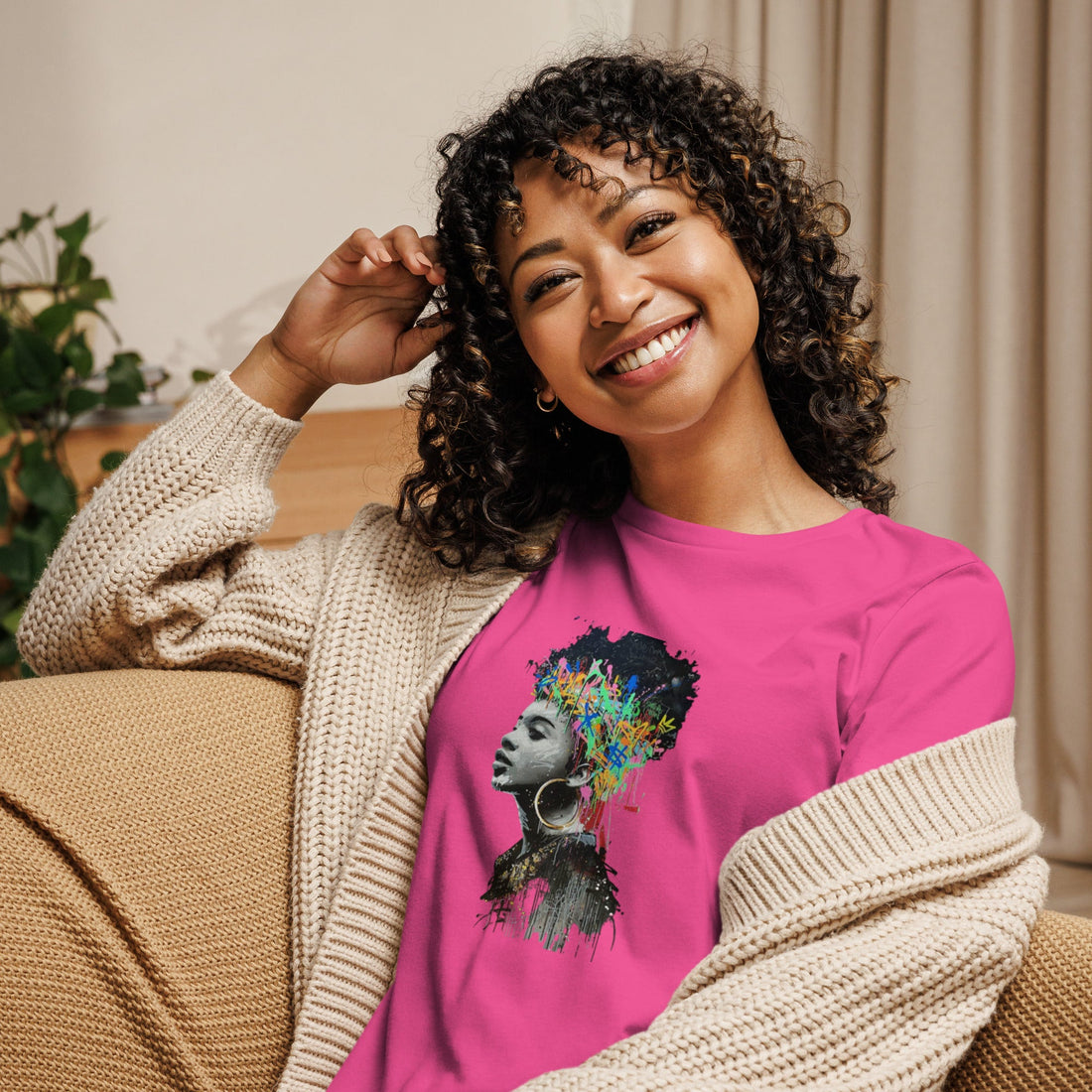 Women's Relaxed T-Shirt - Divine Janisal Design