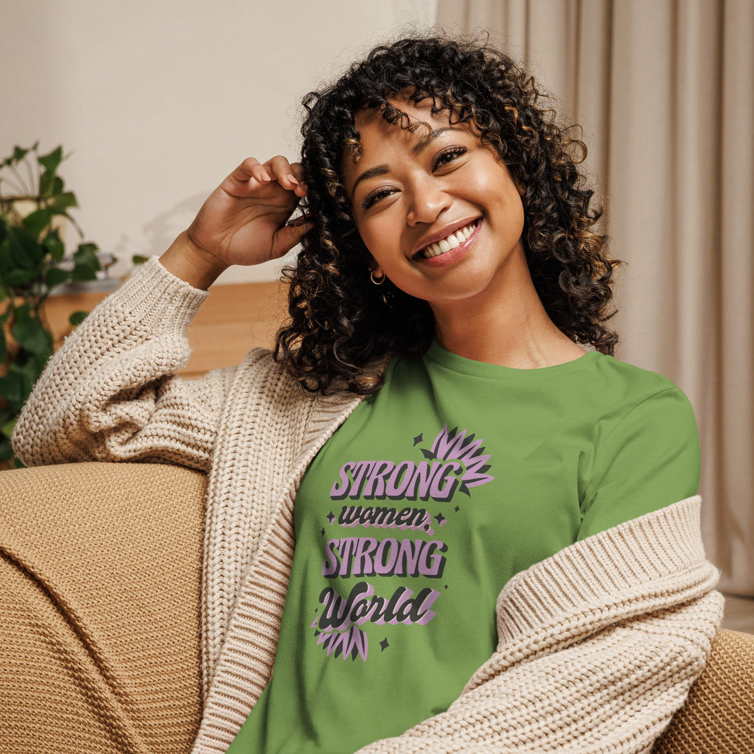 Women's Relaxed T-Shirt - Divine Janisal Design