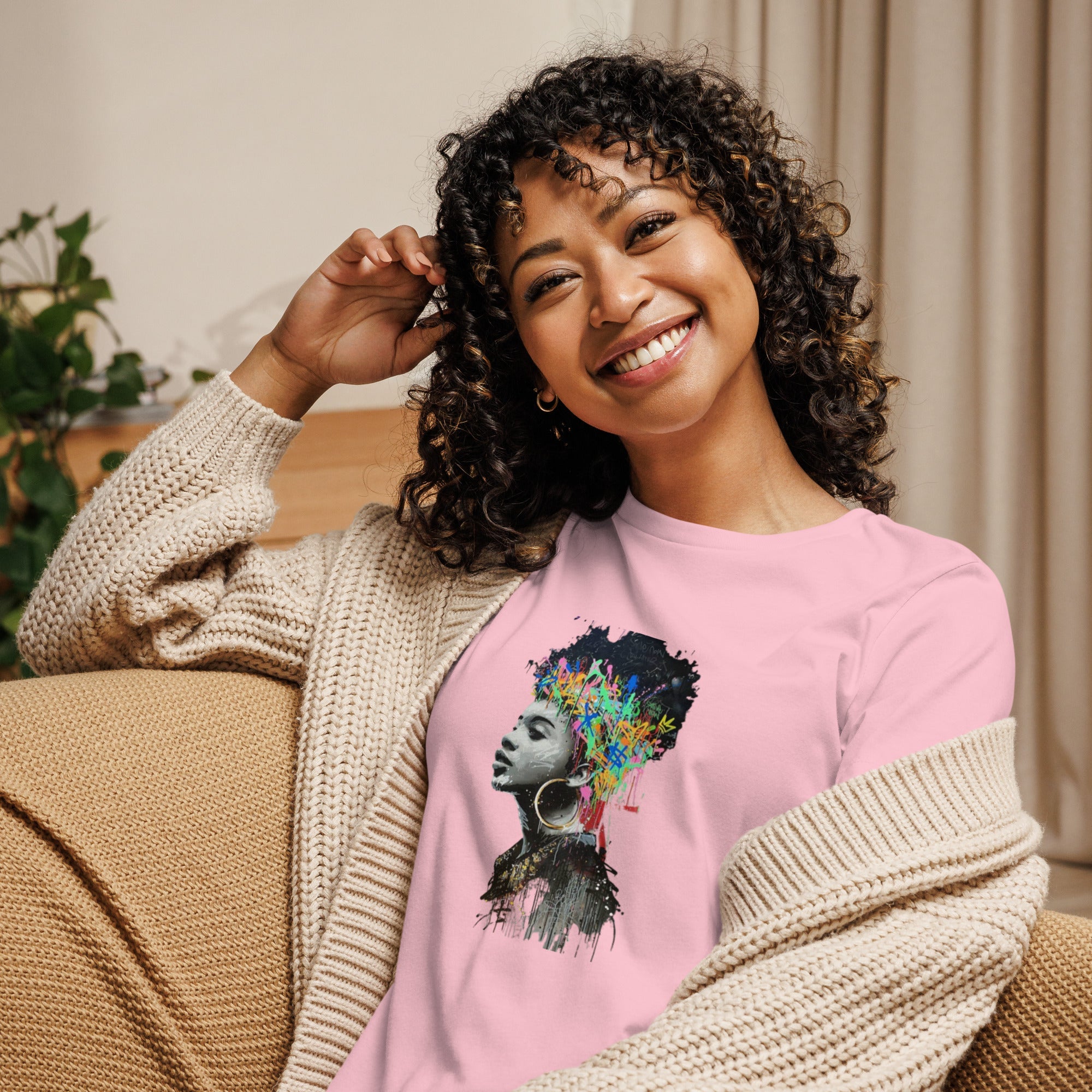 Women's Relaxed T-Shirt - Divine Janisal Design