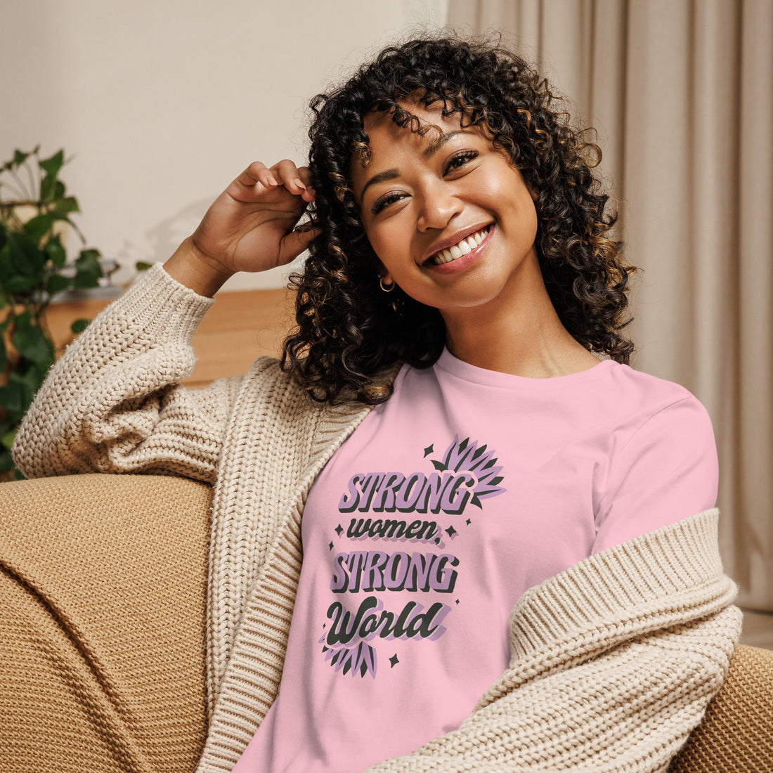 Women's Relaxed T-Shirt - Divine Janisal Design