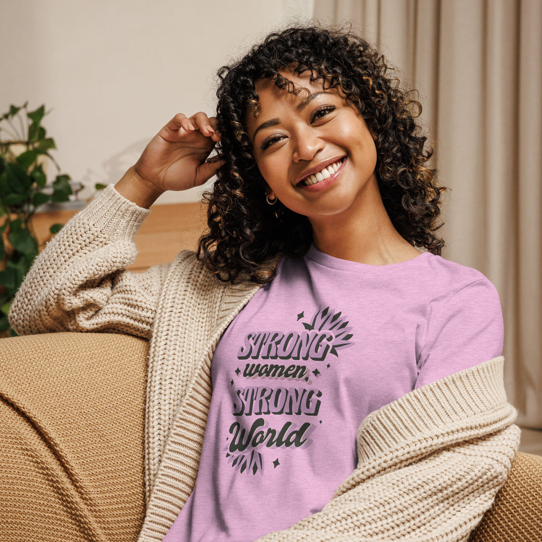 Women's Relaxed T-Shirt - Divine Janisal Design