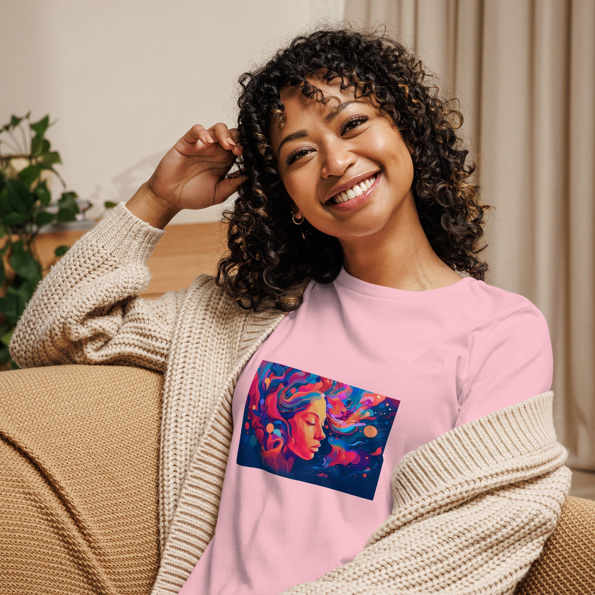 Women's Relaxed T-Shirt - Divine Janisal Design