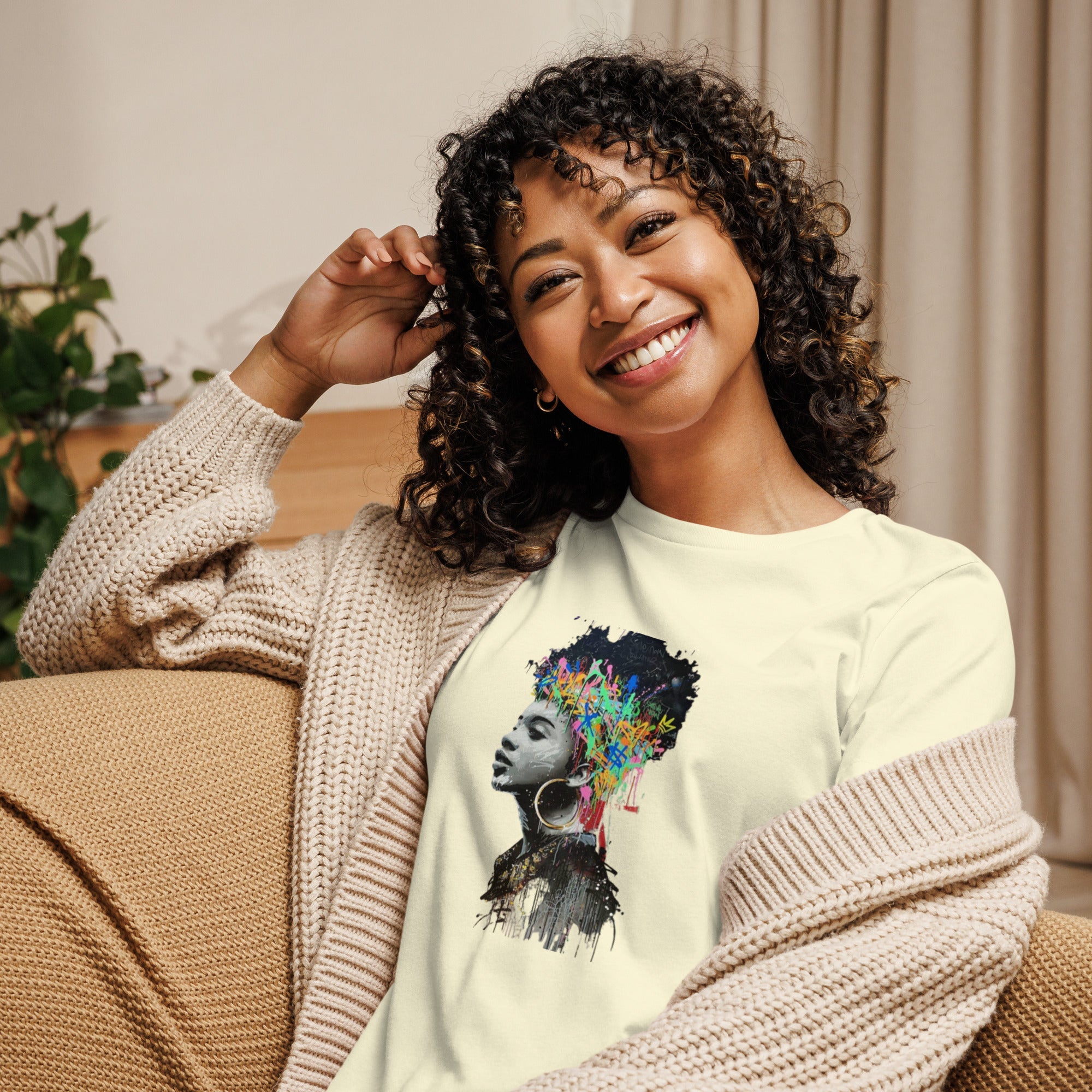 Women's Relaxed T-Shirt - Divine Janisal Design